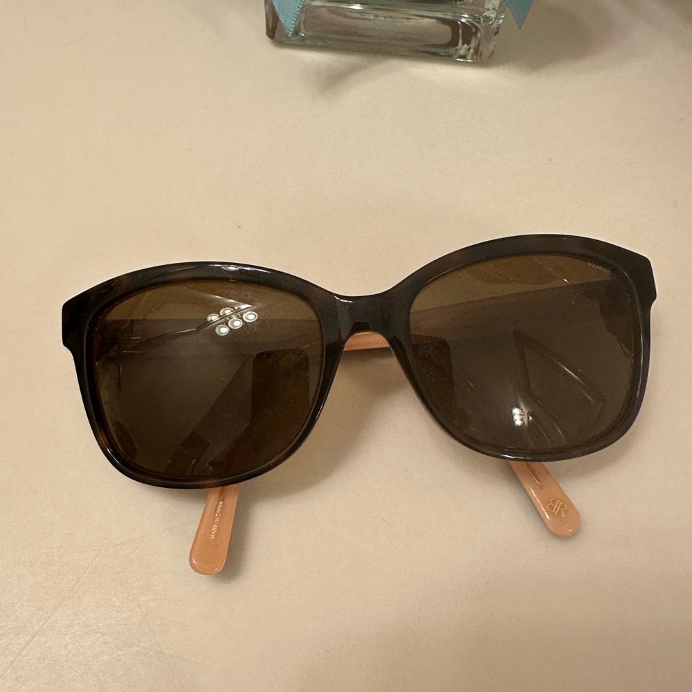 Stylish Brown Sunglasses banana republic